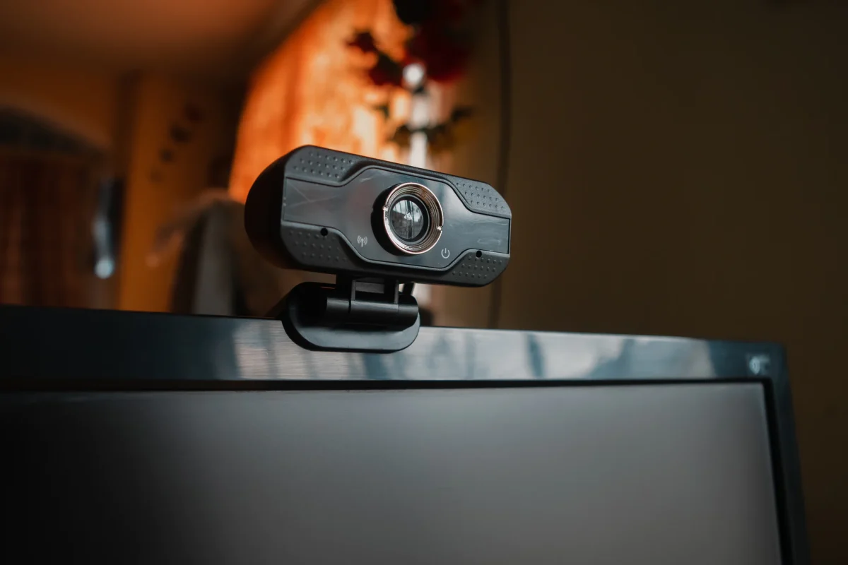 How to Choose a Good Webcam: 8 Essential Buying Criteria